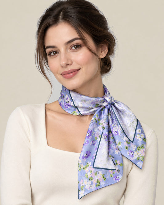 Woman wearing Spring Field Song slim mulberry silk scarf