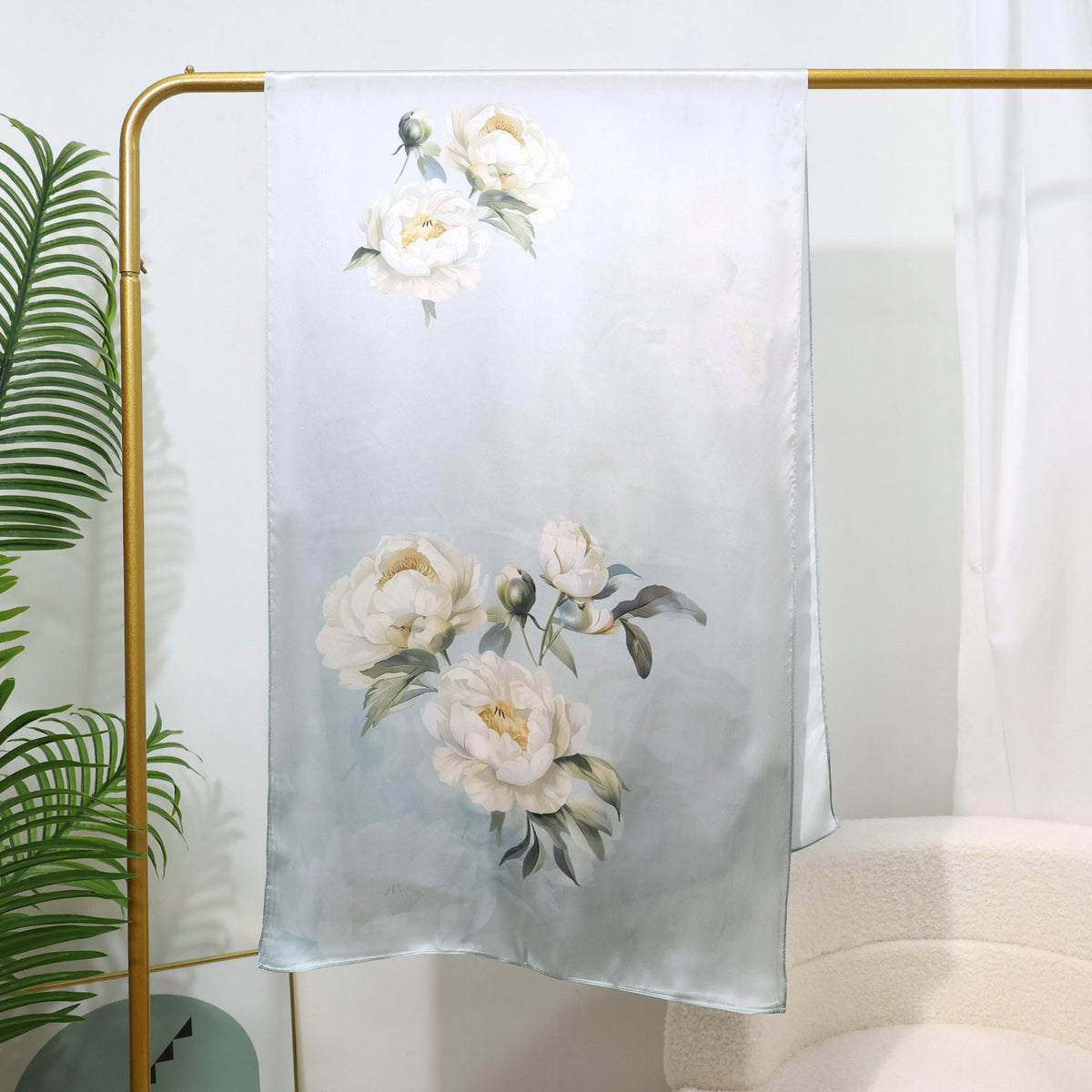 Green mist blossom mulberry silk scarf