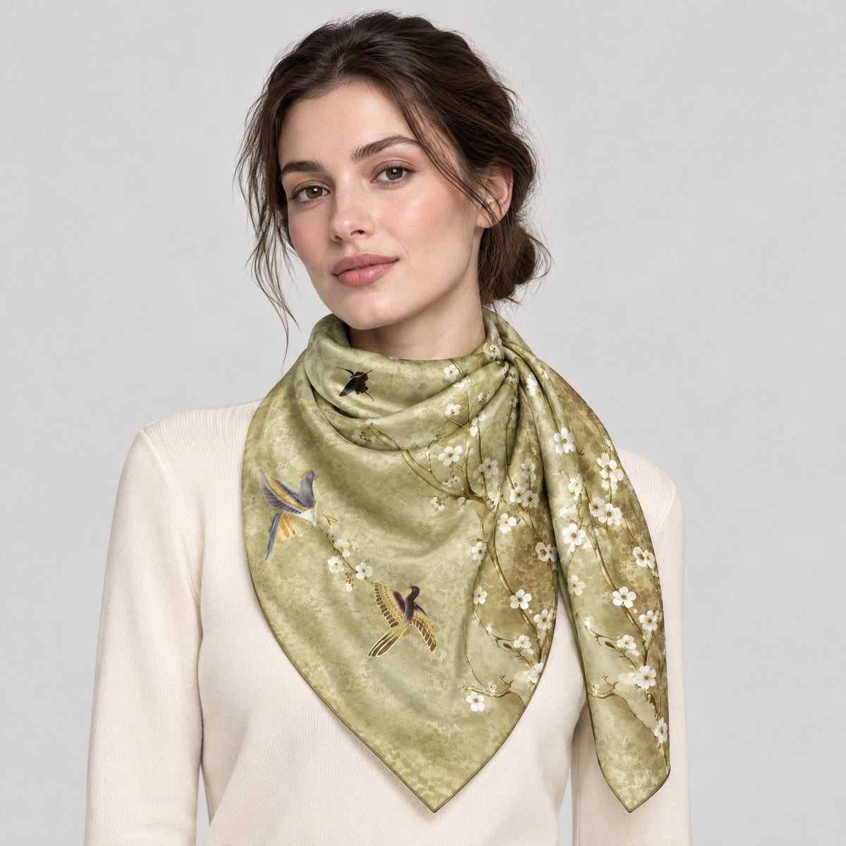 Oriole Jacquard Mulberry Silk Scarf – 43 x 75 in