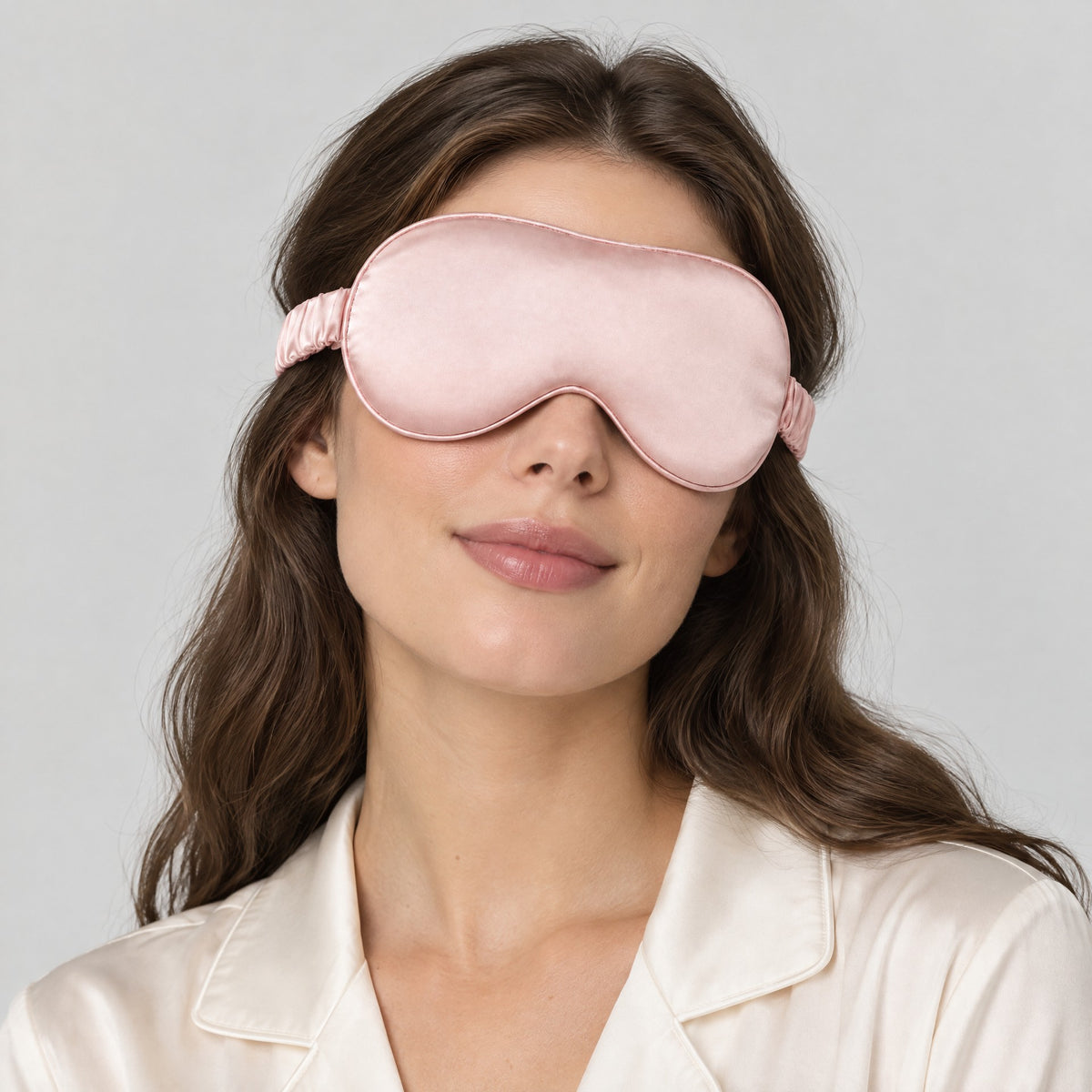 22 Momme Glossy Mulberry Silk Sleep Eye Mask – 8.7 x 3.9 in