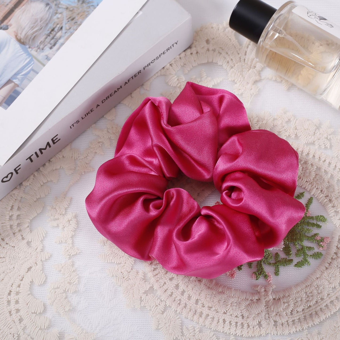 Rose Red 2.4 in (6 cm) Variant