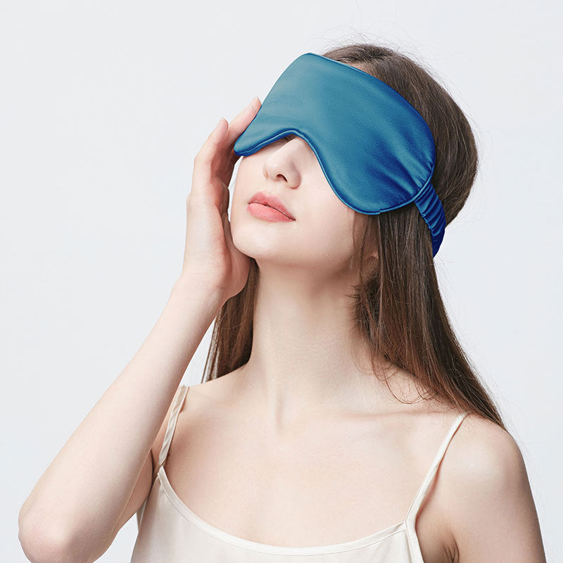 100% Mulberry Silk Sleep Eye Mask – 19 Momme Lightweight Light-Blocking Cover for Rest & Travel