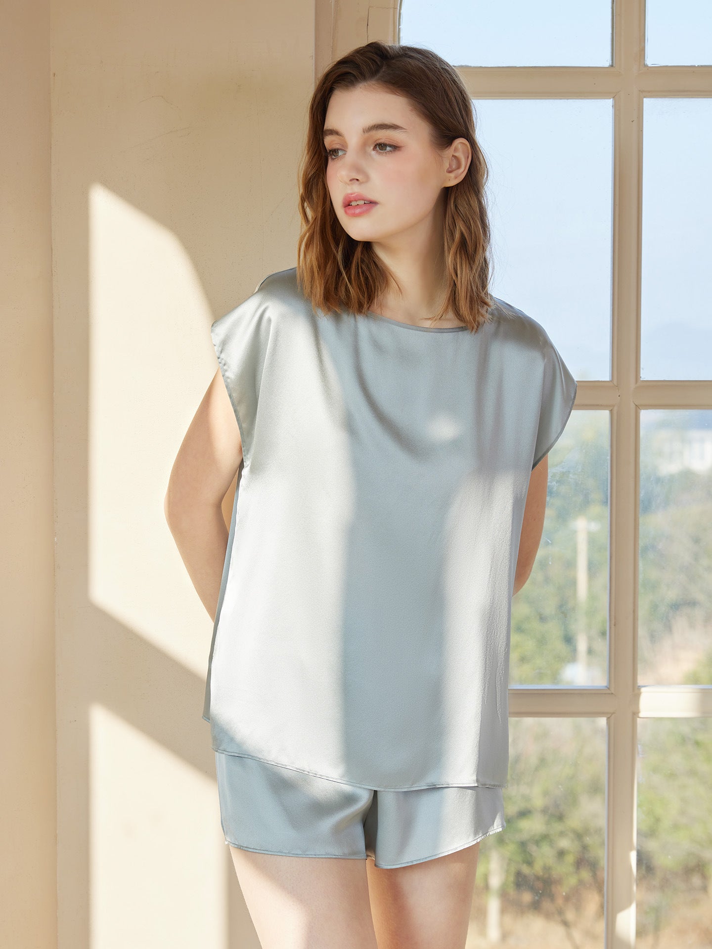 Sleeveless 100% Mulberry Silk Shorts Pajama Set for Women