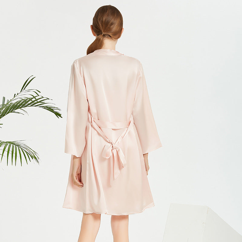 19 Momme 100% Mulberry Silk Robe – Lightweight Luxury Loungewear