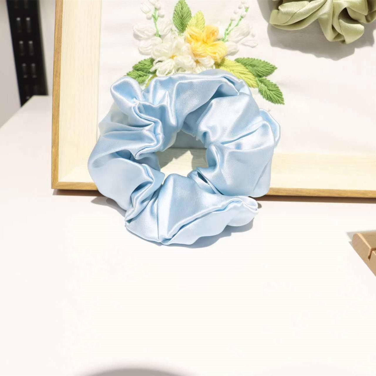 Ice Blue 2.4 in (6 cm) Variant