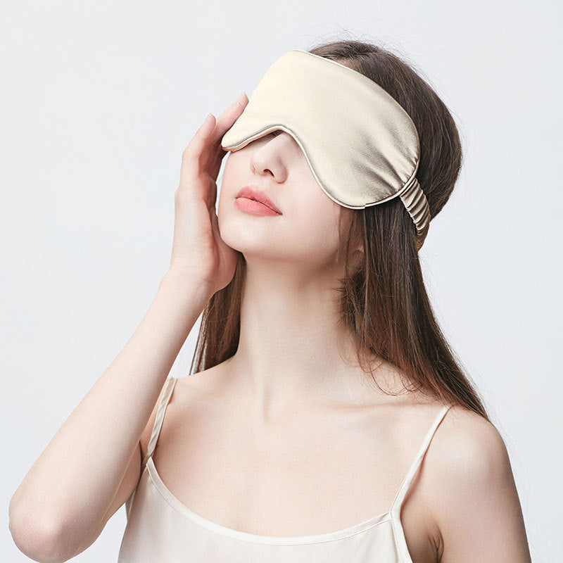 100% Mulberry Silk Sleep Eye Mask – 19 Momme Lightweight Light-Blocking Cover for Rest & Travel